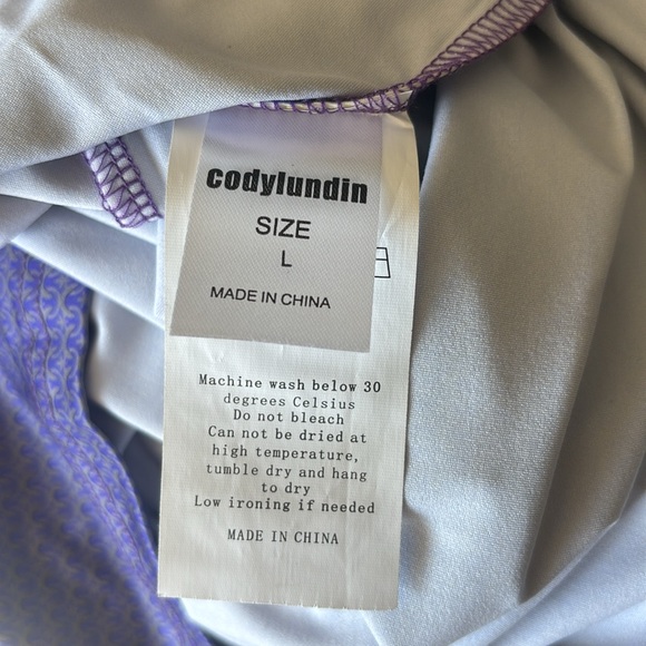 Superman Logo T-Shirt - Picture 2 of 2